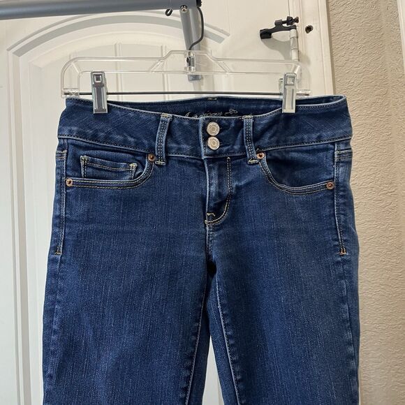 AMERICAN EAGLE Dark Wash Blue Skinny Slim Stretch Artist Crop Denim Jeans Size 2 - Picture 2 of 9